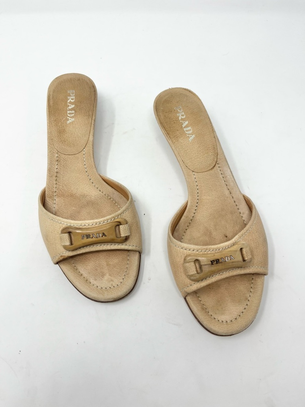 Vintage Prada Beige Leather Logo Sandal Kitten Heel retro size 37 Slip On Mule - Picture 5 of 7